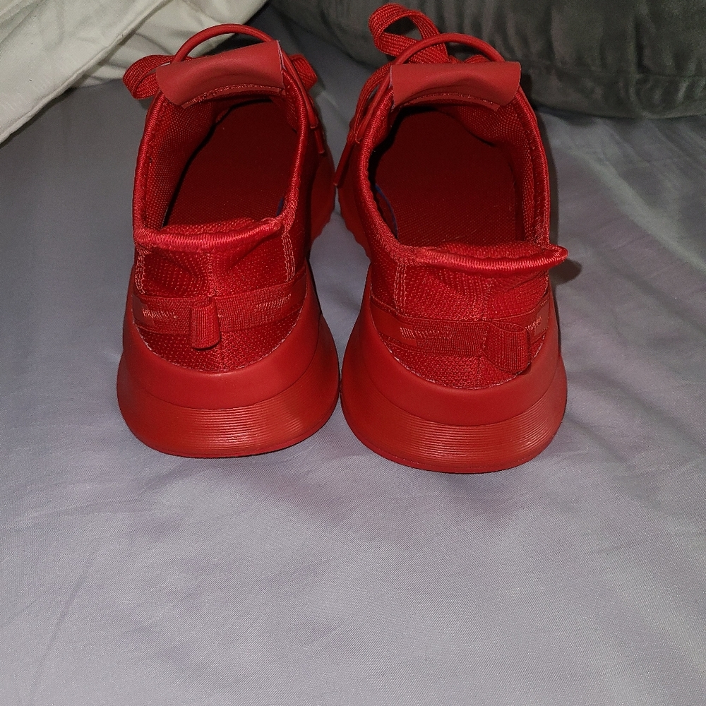 Adidas - Picture 3 of 3